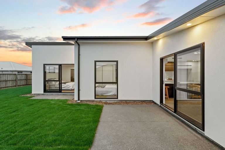 Photo of property in 8 Kite Street, Rolleston, 7614