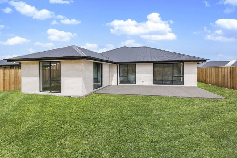 Photo of property in 15 Fountain Place, Rolleston, 7614