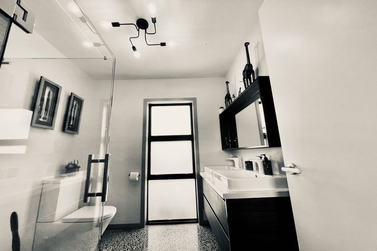 Photo of property in 16 Kaniera Terrace, Cambridge, 3434