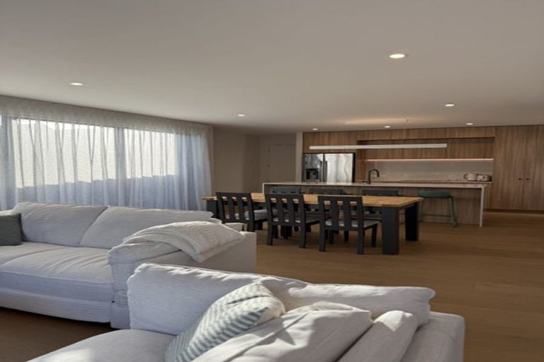 Photo of property in 54b Innes Road, St Albans, Christchurch, 8052