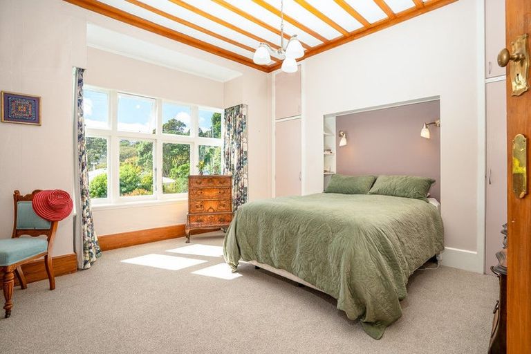 Photo of property in 169 Wadestown Road, Wadestown, Wellington, 6012