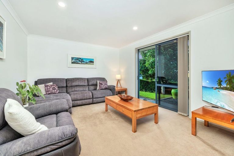 Photo of property in 2 Crackerjack Crescent, Kerikeri, 0293