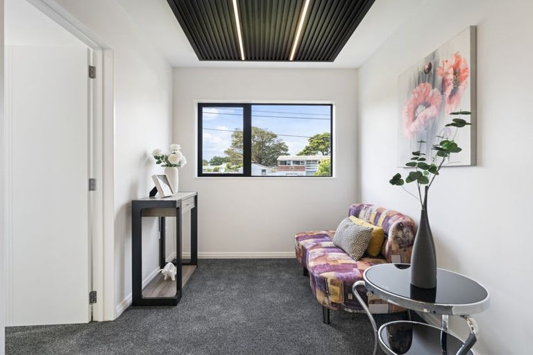 Photo of property in 2/142 Great South Road, Manurewa, Auckland, 2102