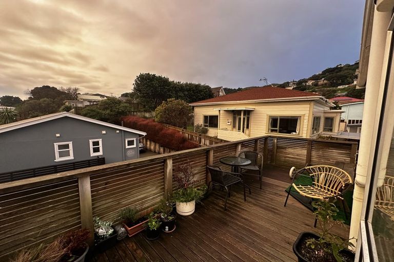 Photo of property in 22 Tamar Street, Island Bay, Wellington, 6023