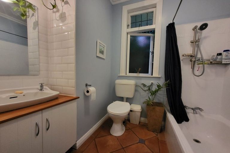 Photo of property in 152a Coromandel Street, Newtown, Wellington, 6021