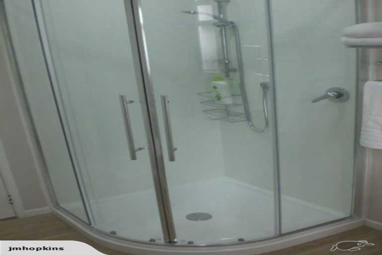 Photo of property in 98 Glenpark Avenue, Frankleigh Park, New Plymouth, 4310