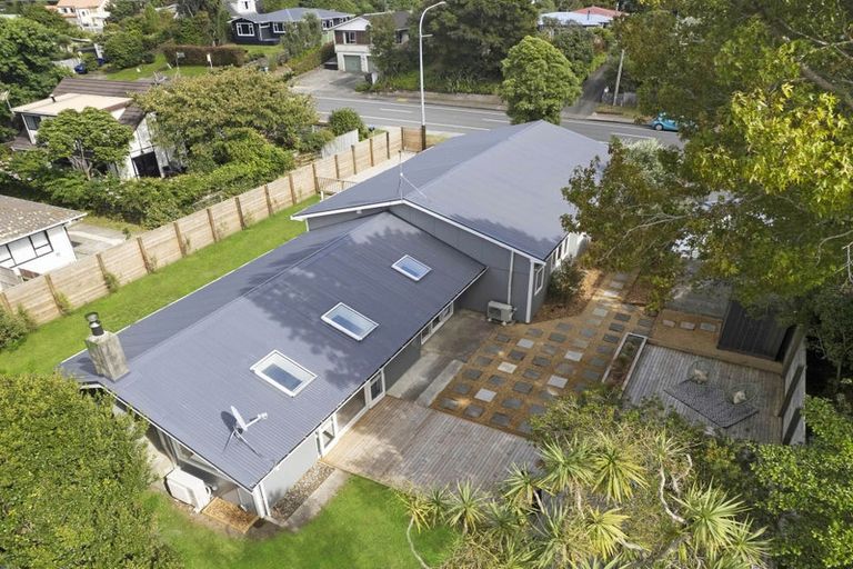 Photo of property in 18 Rimu Road, Raumati Beach, Paraparaumu, 5032