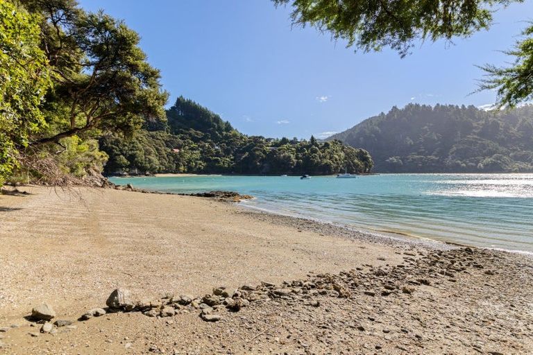 Photo of property in 1775 Kenepuru Road, Te Mahia, Picton, 7282