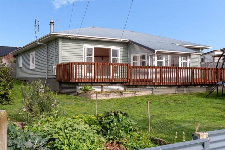 Photo of property in 16a Stewart Street, Te Puke, 3119