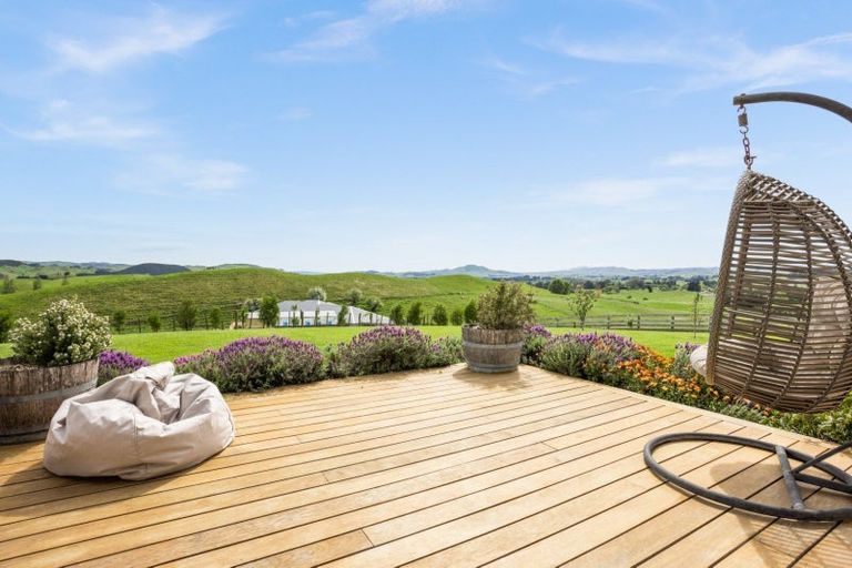 Photo of property in 21c Highlands Drive, Waipawa, 4277