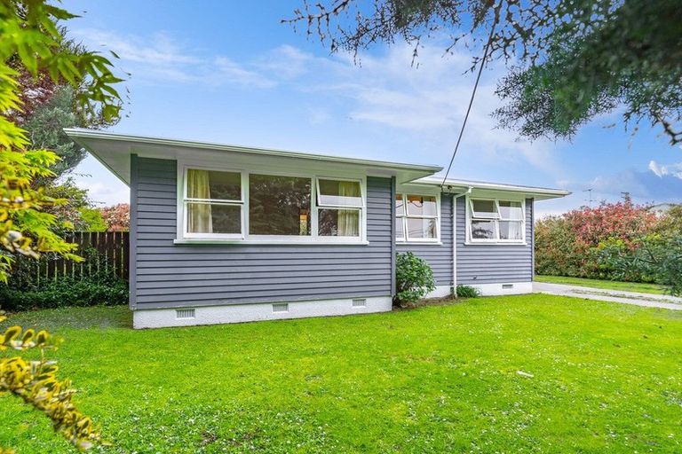 Photo of property in 9 Jellicoe Street, Greytown, 5712