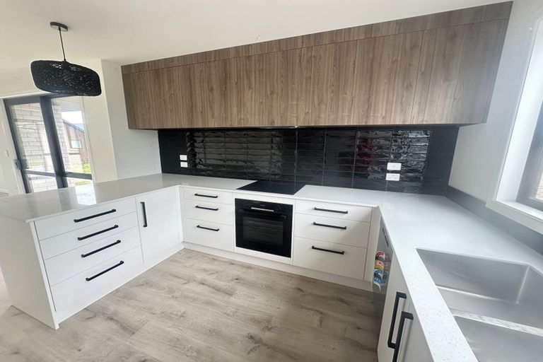Photo of property in 12 Celeste Terrace, Peacocke, 3206