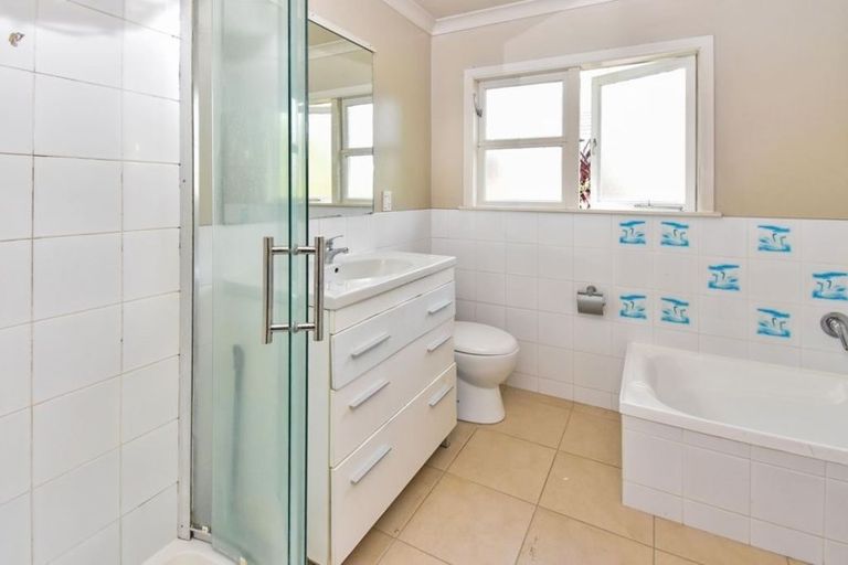 Photo of property in 1/14 Fairview Road, Papatoetoe, Auckland, 2025