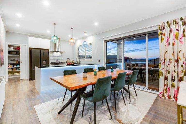 Photo of property in 3 Okataina Way, Aotea, Porirua, 5024