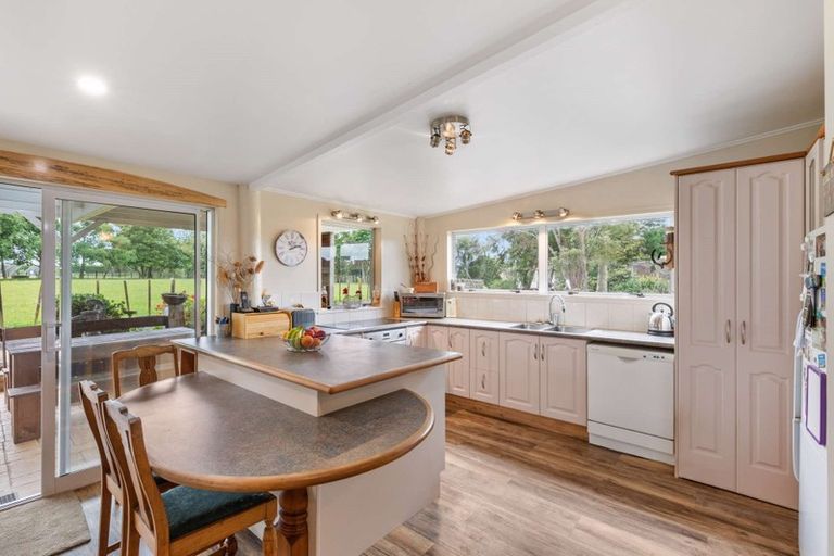 Photo of property in 32 Brown Road, Tuakau, 2694