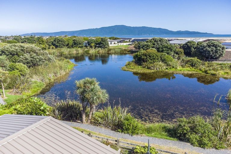 Photo of property in 7 Hana Udy Place, Paraparaumu Beach, Paraparaumu, 5032