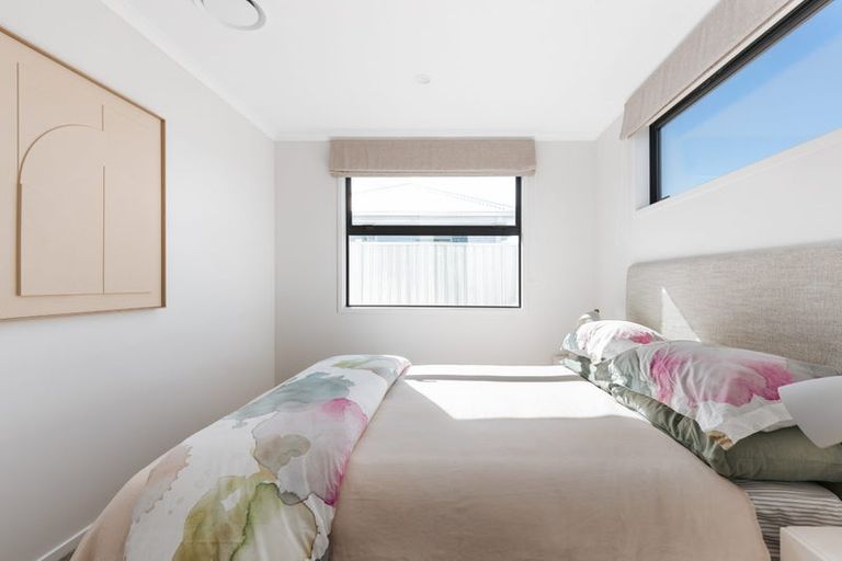 Photo of property in 26 Tabraham Crescent, Pyes Pa, 3112