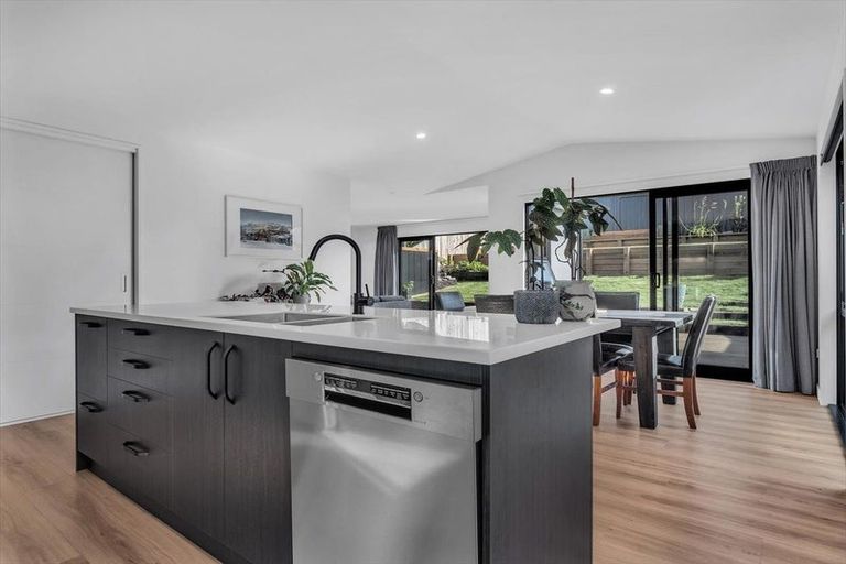 Photo of property in 215 Aubrey Road, Wanaka, 9305