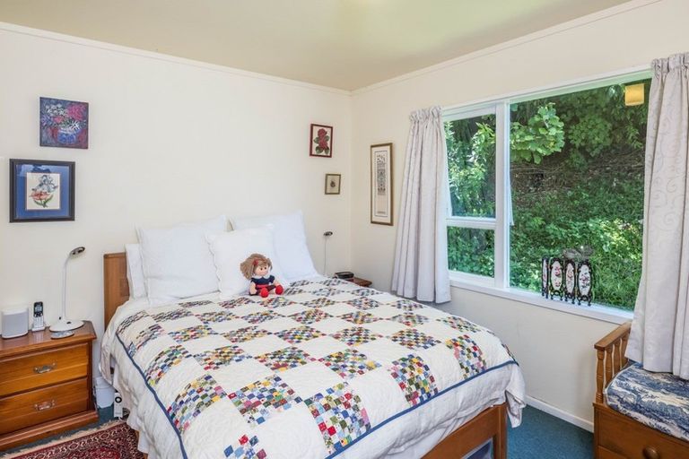 Photo of property in 30a Friend Street, Karori, Wellington, 6012