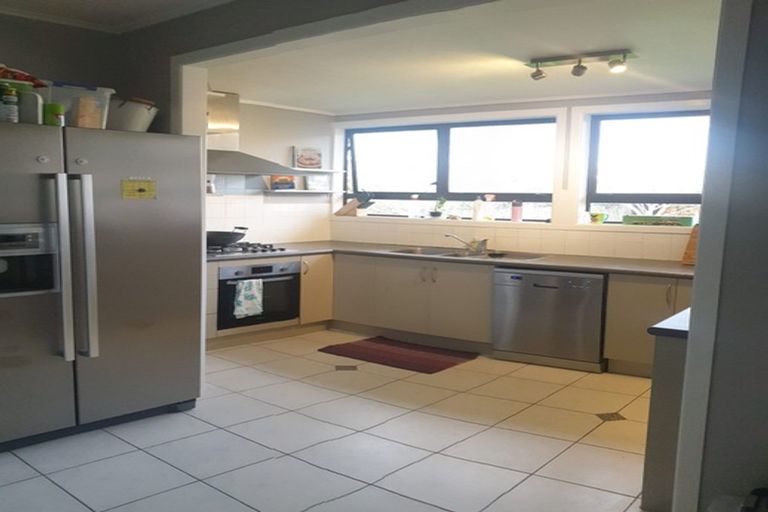 Photo of property in 39 Moire Road, Massey, Auckland, 0614