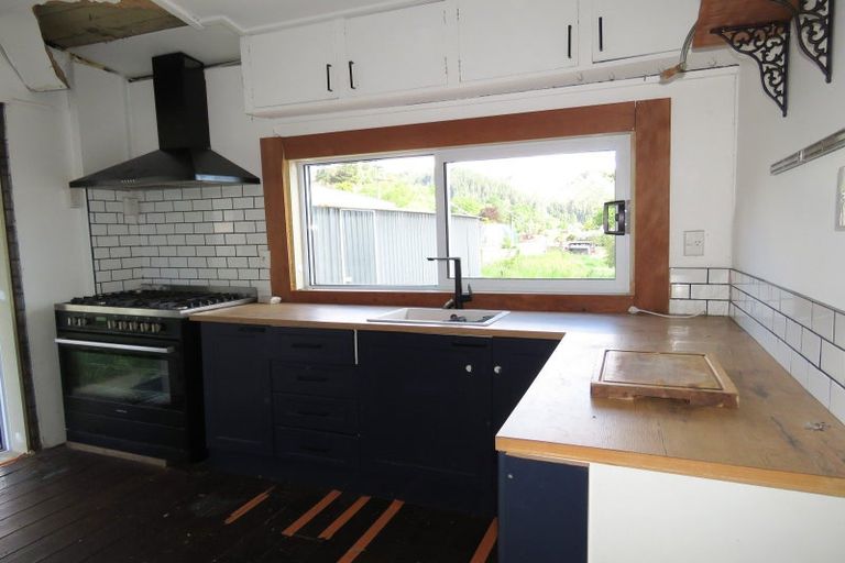 Photo of property in 3 Herald Street, Reefton, 7830