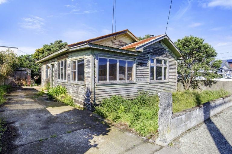 Photo of property in 12 Jessie Street, Petone, Lower Hutt, 5012