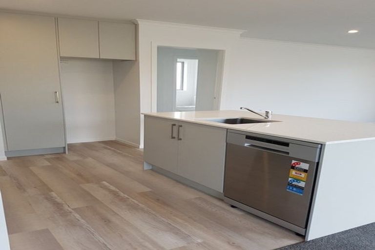 Photo of property in 11 Crown Street, Papamoa, 3118