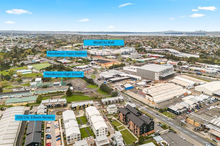 Photo of property in 108/28c Eileen Newey Place, Henderson, Auckland, 0612