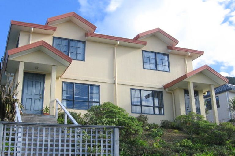 Photo of property in 3 Castlemaine Close, Karori, Wellington, 6012