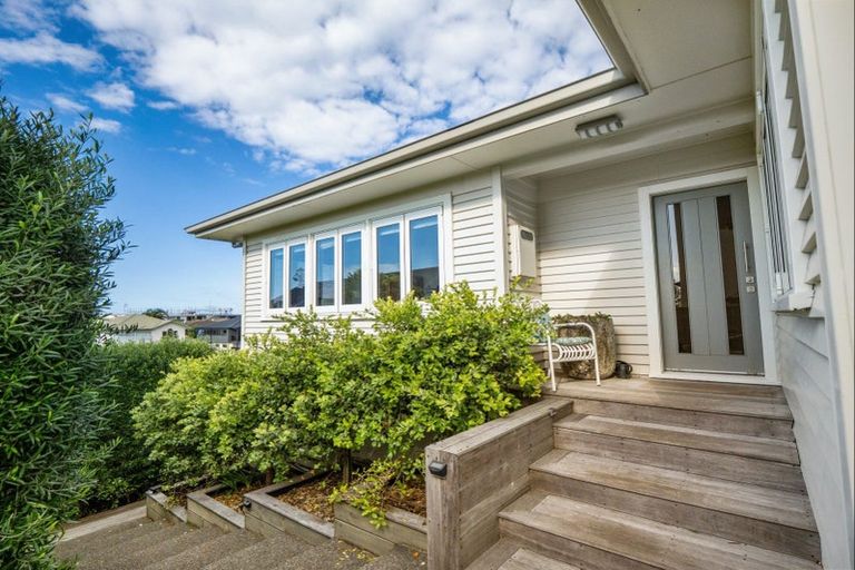 Photo of property in 28 Rita Street, Mount Maunganui, 3116