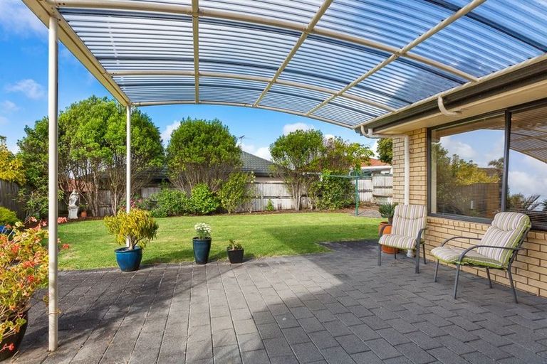Photo of property in 34 Fleetwood Drive, Henderson, Auckland, 0612