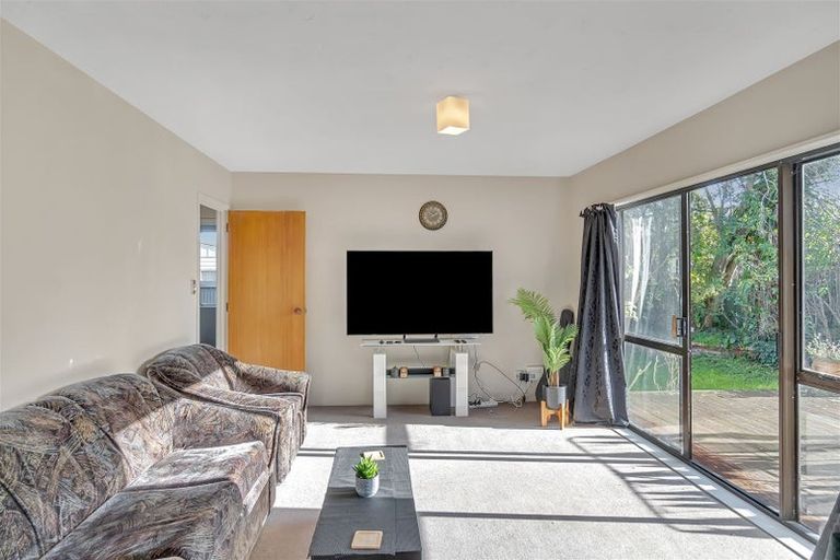 Photo of property in 2/9a Kissel Street, Templeton, Christchurch, 8042