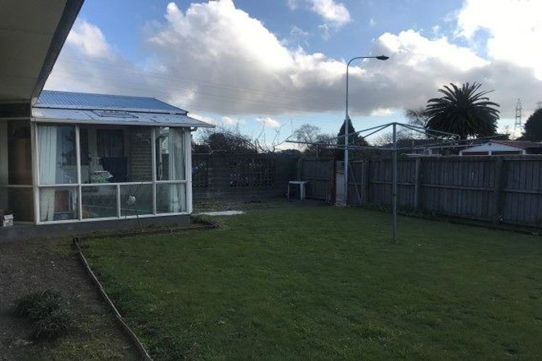 Photo of property in 39 Skerten Avenue, Hornby, Christchurch, 8042