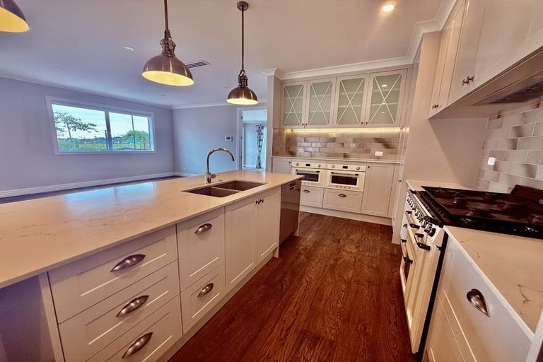 Photo of property in 129 Colonial Drive, Silverdale, 0932