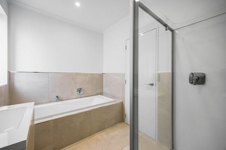 Photo of property in 39 Whenuapai Drive, Whenuapai, Auckland, 0618