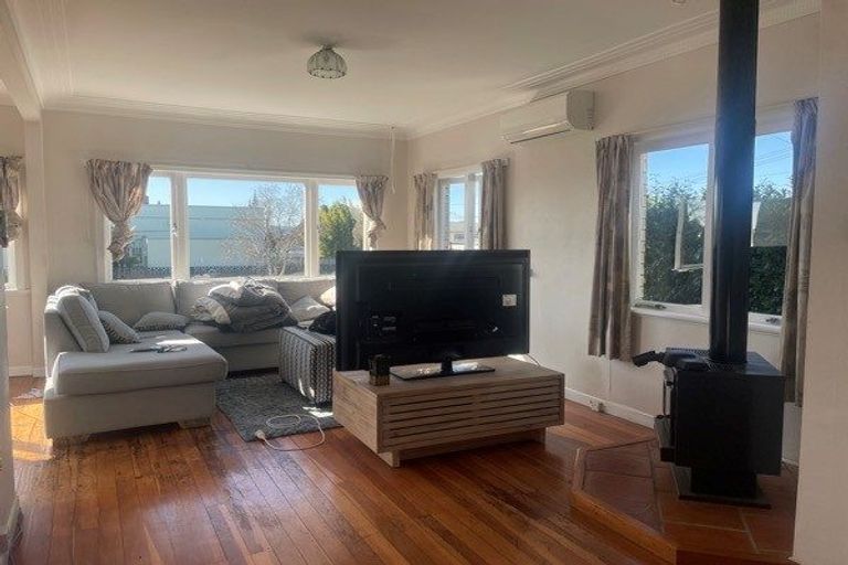 Photo of property in 117 Victoria Street West, Pukekohe, 2120