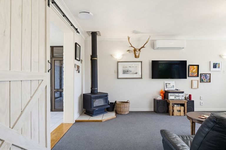 Photo of property in 7a Wigan Place, Hokowhitu, Palmerston North, 4410