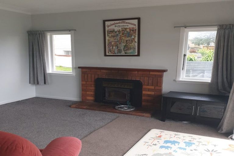 Photo of property in 26 Paerata Road, Pukekohe, 2120