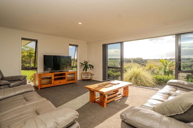 Photo of property in 6 Riverbank Drive, Kerikeri, 0230