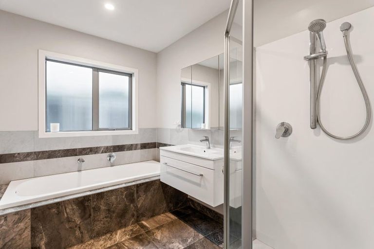 Photo of property in 9a Floyd Road, Riverhead, 0820