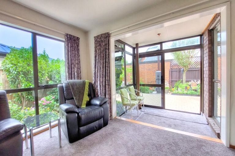 Photo of property in 14 Strauss Place, Somerfield, Christchurch, 8024