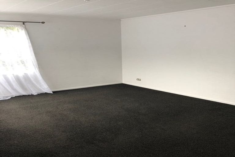 Photo of property in 87 Spinnaker Drive, Whitby, Porirua, 5024