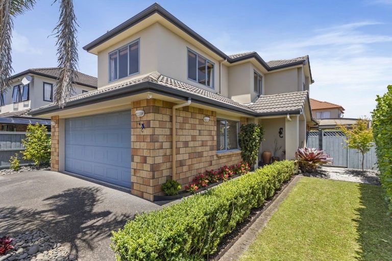 Photo of property in 4 Rialto Court, East Tamaki Heights, Auckland, 2016