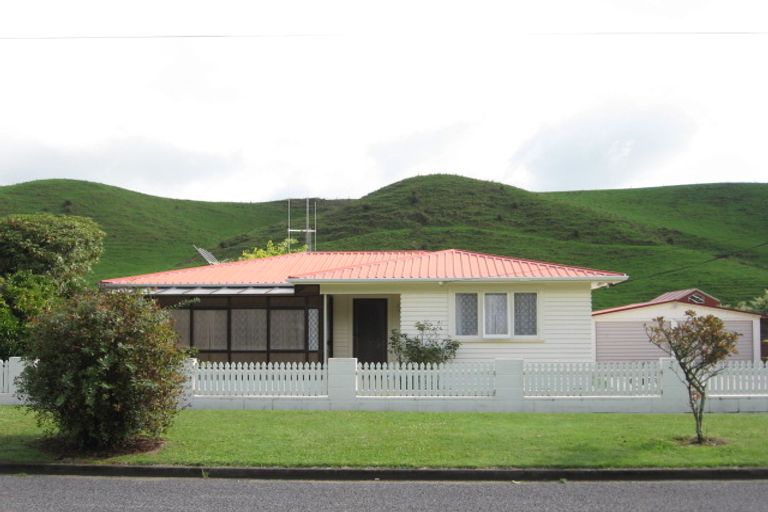 Photo of property in 20 Church Street, Tirau, 3410