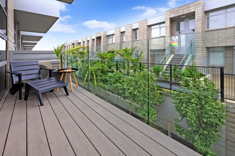 Photo of property in 44 Kilimanjaro Drive, Northpark, Auckland, 2013