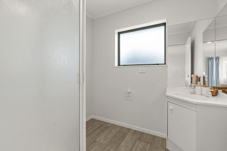 Photo of property in 10 Laburnum Glen, Mount Maunganui, 3116