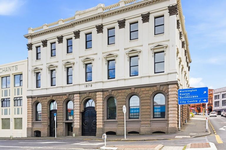 Photo of property in 4/5 Jetty Street, Dunedin Central, Dunedin, 9016