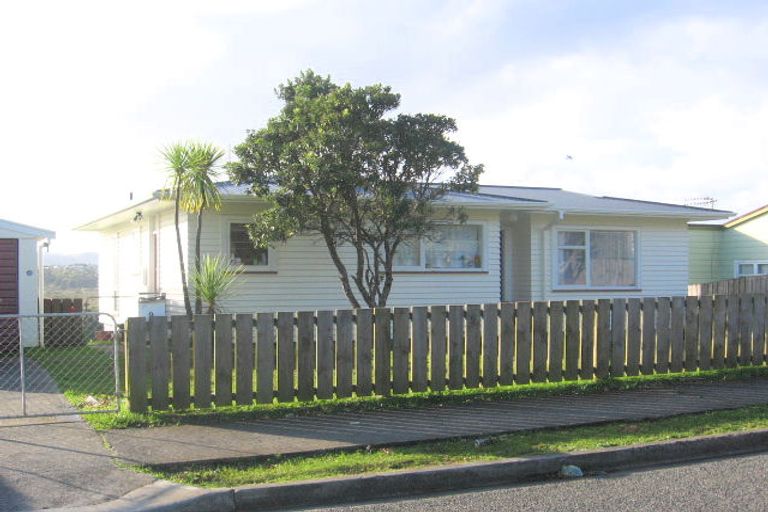 Photo of property in 9 Friendship Place, Onerahi, Whangarei, 0110