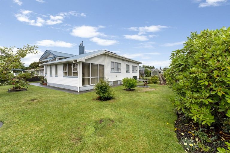 Photo of property in 15 Hamlet Street, Stratford, 4332