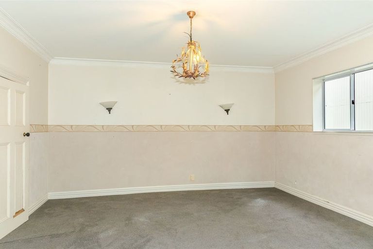 Photo of property in 32 Peel Street, Westport, 7825